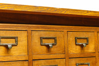 引き出し25杯を備えた上質なレトロ感漂う収納箪笥 BB2923