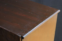 装飾性のある金具がお洒落なアイアンフレーム付きガラスケース BB2950