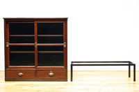 装飾性のある金具がお洒落なアイアンフレーム付きガラスケース BB2950