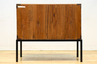 扇金具が華やかに飾るアイアンフレーム付き越後衣裳箪笥 BB2955