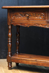 モダンな装飾で時代の趣き溢れるスリムテーブル BB2980