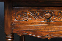 モダンな装飾で時代の趣き溢れるスリムテーブル BB2980