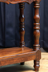 モダンな装飾で時代の趣き溢れるスリムテーブル BB2980