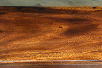 モダンな装飾で時代の趣き溢れるスリムテーブル BB2980