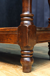 モダンな装飾で時代の趣き溢れるスリムテーブル BB2980