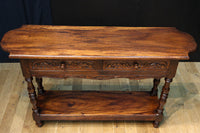 モダンな装飾で時代の趣き溢れるスリムテーブル BB2980