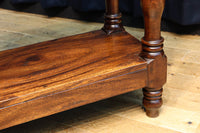 モダンな装飾で時代の趣き溢れるスリムテーブル BB2980