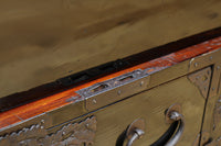 上品な漆の風合いが趣き深い庄内衣裳箪笥 BB3017