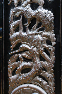 上品な漆の風合いが趣き深い庄内衣裳箪笥 BB3017