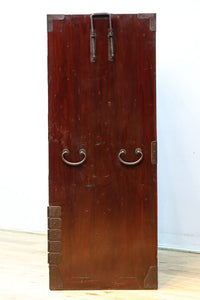 上品な漆の風合いが趣き深い庄内衣裳箪笥 BB3017