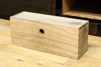 全面に黒漆を施された風情溢れる大型兜金具庄内衣裳箪笥 BB3018