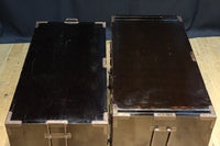 全面に黒漆を施された風情溢れる大型兜金具庄内衣裳箪笥 BB3018