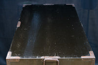 縁起の良い絵柄の装飾金具で華やかに飾られた庄内衣裳箪笥 BB3019