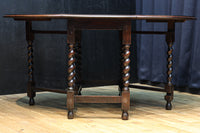 鮮やかで美しいオーバル型に広がるバタフライテーブル BB3030