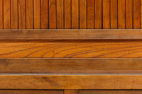 欅杢目が素晴らしい気品ある色味をした三重水屋箪笥 BB3042