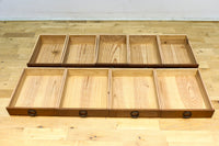 欅杢目が素晴らしい気品ある色味をした三重水屋箪笥 BB3042