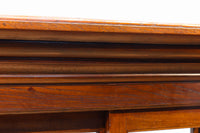 オークの上質な色艶に十字枠がレトロ感高める四面ガラスケース BB3044