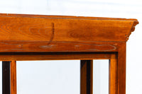 オークの上質な色艶に十字枠がレトロ感高める四面ガラスケース BB3044