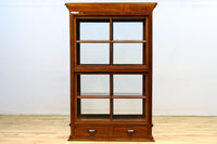 オークの上質な色艶に十字枠がレトロ感高める四面ガラスケース BB3044