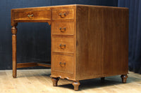 オークの風合いある杢目が美しいレトロデスク BB3046