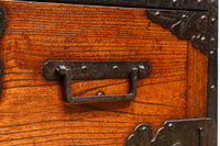 縁起の良い大型金具で凛とした威厳を放つ極上佐渡半櫃(はんがい) BB3054-MT