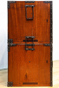 縁起の良い大型金具で凛とした威厳を放つ極上佐渡半櫃(はんがい) BB3054-MT