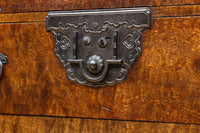 美麗な杢目に和モダンな装飾金具で絢爛豪華な庄内衣裳箪笥 BB3055-MT