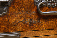 美麗な杢目に和モダンな装飾金具で絢爛豪華な庄内衣裳箪笥 BB3055-MT