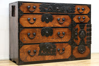 極上!! 華やかな欅杢目に龍虎金具が映える仙台衣裳箪笥 BB3062