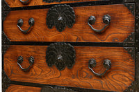 極上!! 華やかな欅杢目に龍虎金具が映える仙台衣裳箪笥 BB3062