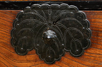 極上!! 華やかな欅杢目に龍虎金具が映える仙台衣裳箪笥 BB3062