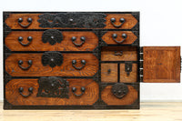 極上!! 華やかな欅杢目に龍虎金具が映える仙台衣裳箪笥 BB3062