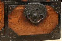 極上!! 華やかな欅杢目に龍虎金具が映える仙台衣裳箪笥 BB3062