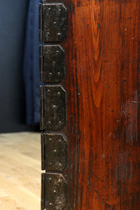 極上!! 華やかな欅杢目に龍虎金具が映える仙台衣裳箪笥 BB3062