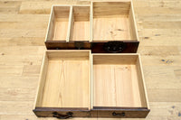 極上!! 華やかな欅杢目に龍虎金具が映える仙台衣裳箪笥 BB3062