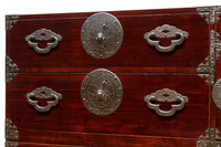 上品な艶色と桜金具の格調ある極上米沢衣裳箪笥 BB3063