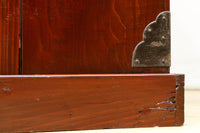 上品な艶色と桜金具の格調ある極上米沢衣裳箪笥 BB3063