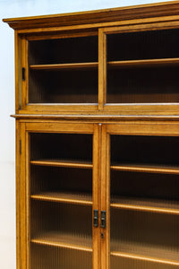 モールガラスが個性的なレトロ感溢れるお洒落なオークガラスケース BB3064