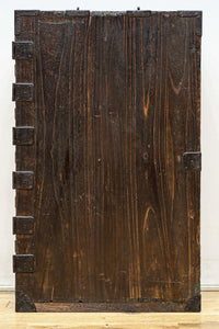 個性的な片開き戸に時代の風合い溢れる行商箪笥 BB3068