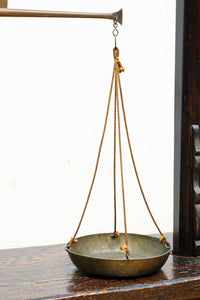 珍品!!上質な造りがレトロ感を漂わす組み立て式天秤ハカリ台 BB3070