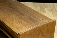 装飾性のある引手金具でレトロ感漂う文机 BB3074