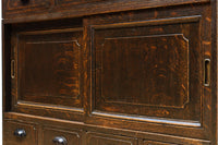 穏やかなオーク材の風合いをした上品な佇まいの収納箪笥BB3079