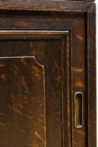 穏やかなオーク材の風合いをした上品な佇まいの収納箪笥BB3079