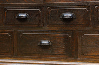 穏やかなオーク材の風合いをした上品な佇まいの収納箪笥BB3079