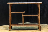 花彫刻が華やかな日光彫の飾り棚 BB3086