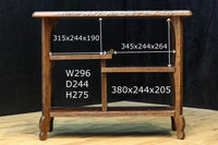 花彫刻が華やかな日光彫の飾り棚 BB3086