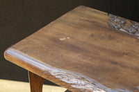 花彫刻が華やかな日光彫の飾り棚 BB3086