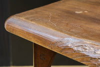 花彫刻が華やかな日光彫の飾り棚 BB3086