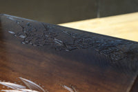 花彫刻が華やかな日光彫の飾り棚 BB3086