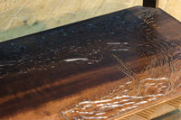 花彫刻が華やかな日光彫の飾り棚 BB3086